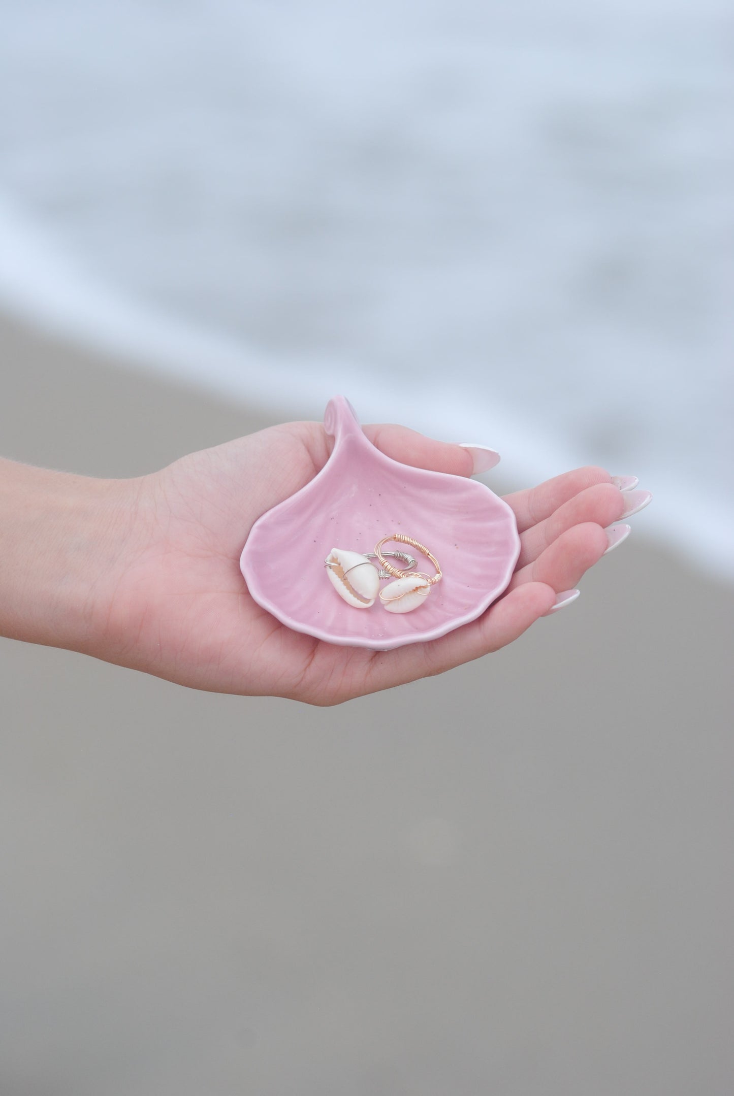 Shell wired rings
