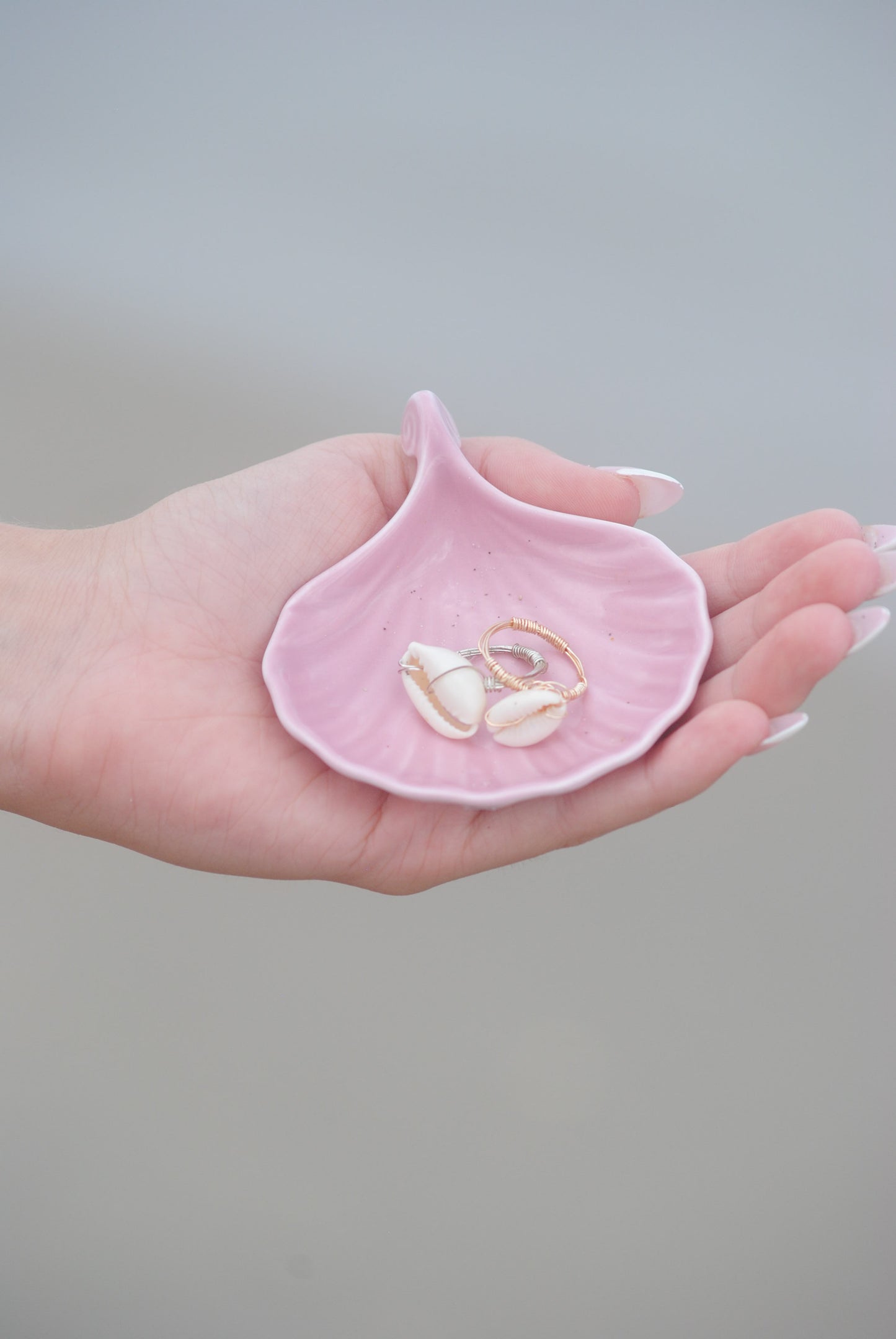 Shell wired rings